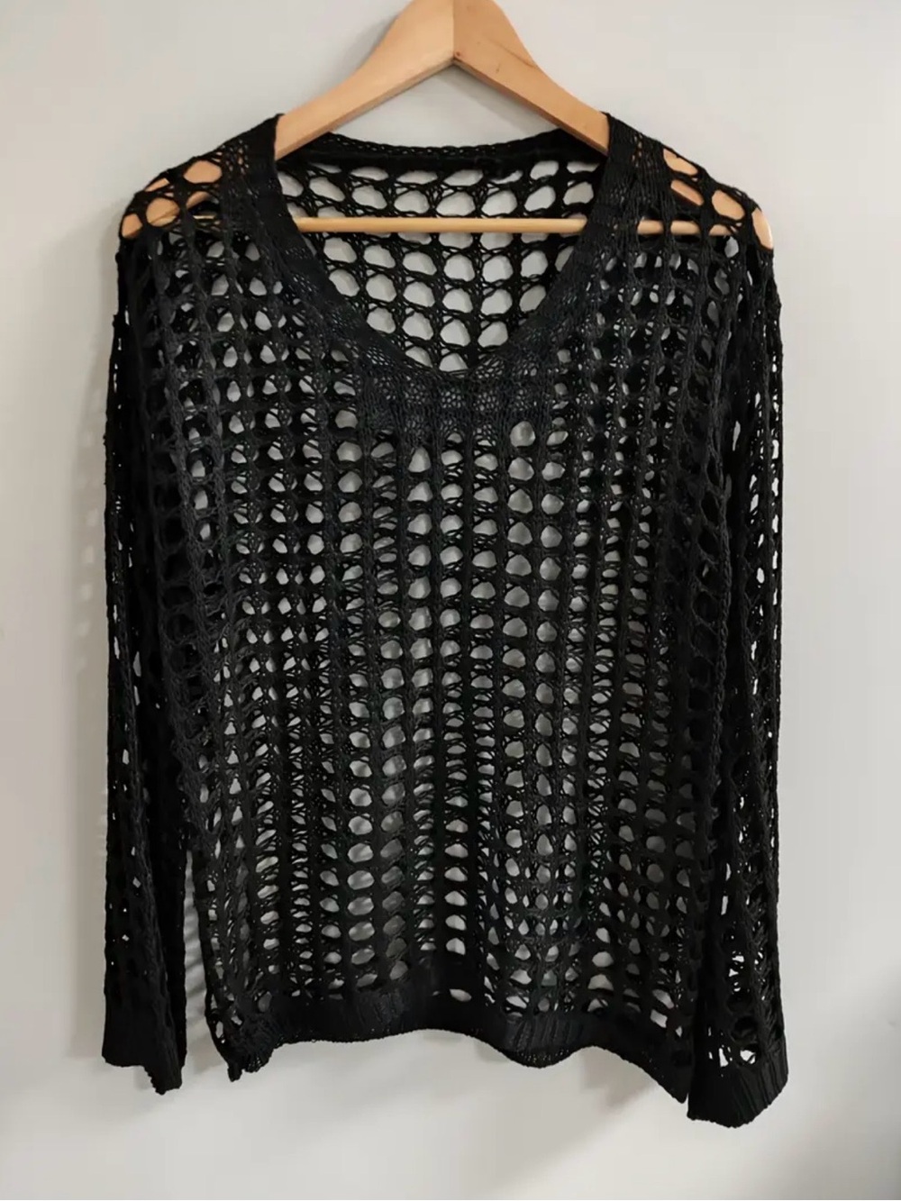 NWOT Women’s Black Open-Knit Off-Shoulder Sweater, Multiple Sizes - Picture 2 of 12